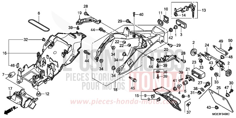 GARDE-BOUE ARRIERE de VFR1200F DCT CANDY PROMINENCE RED (R342) 2010